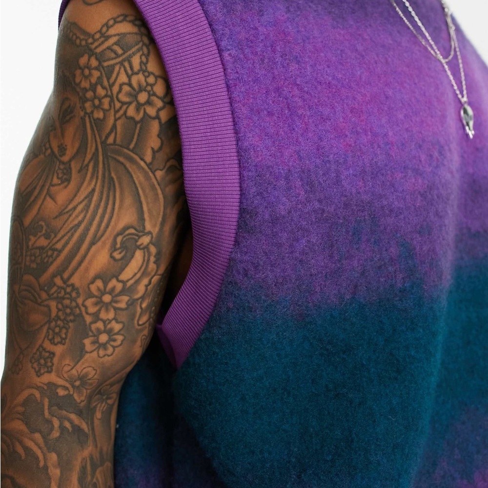 Nwot ASOS Purple and Blue Gradient Sweater Vest XL - Picture 2 of 7
